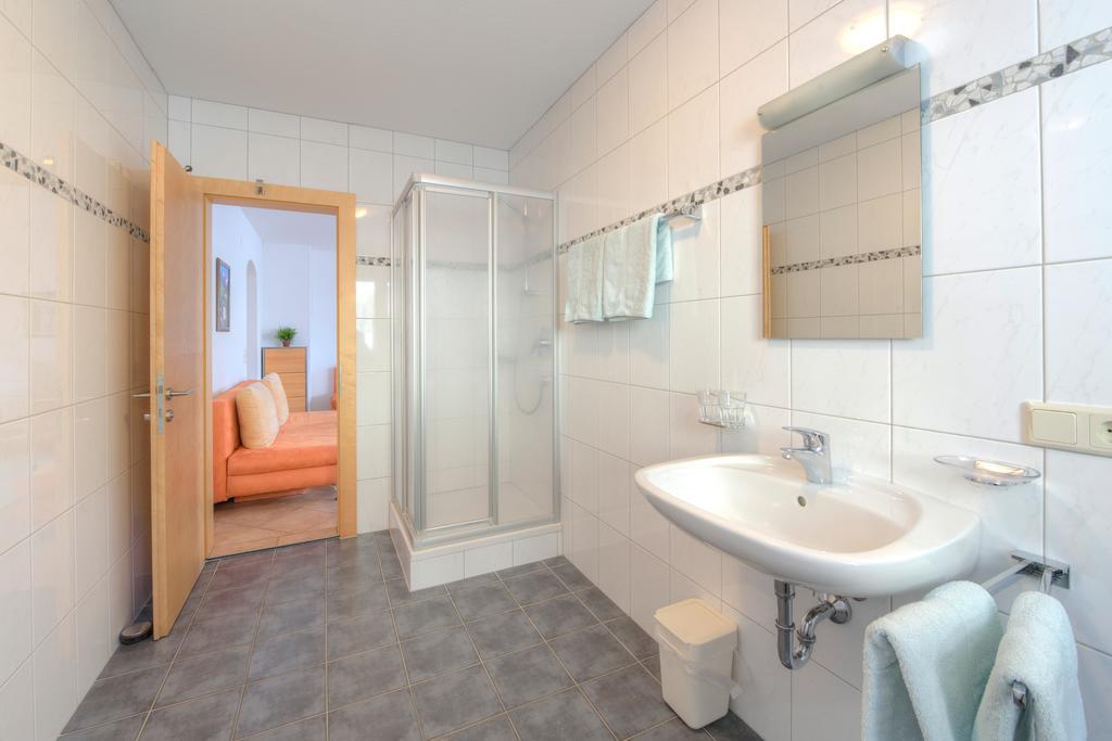 Appartement Strolz Schnann Δωμάτιο φωτογραφία